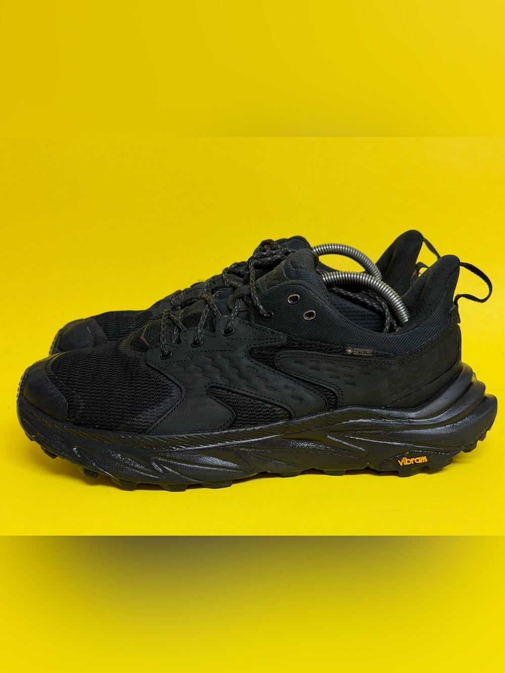 Hoka One One Anacapa 2 GORE-TEX Low Triple Black - Size 10.5D BARELY WORN